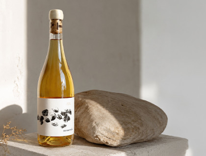 Ens hi hem deixat la pell: la Cooperativa de Gandesa recupera el vi brisat amb Messerols, el seu nou Orange Wine